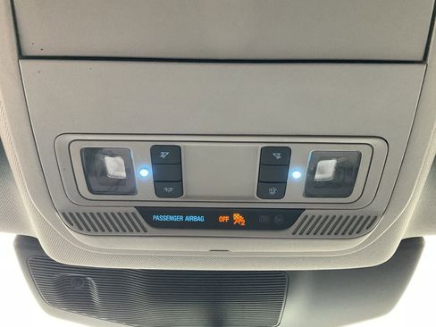 Used 2023 Ford Explorer XLT w/ Equipment Group 202A RWD image 16
