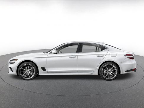 Used 2025 Genesis G70 2.5T AWD/4WD image 3