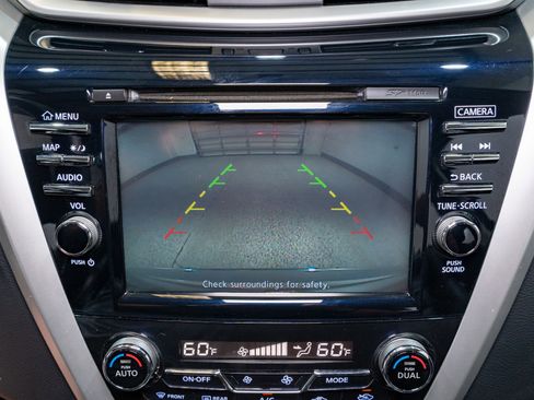 Used 2016 Nissan Murano SV FWD image 17