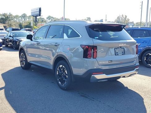 New 2026 Kia Sorento S w/ S Panoramic Sunroof Package image 4