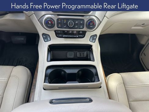 Used 2020 GMC Yukon XL Denali image 16