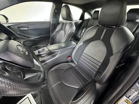 Used 2019 Toyota Avalon Touring FWD image 21