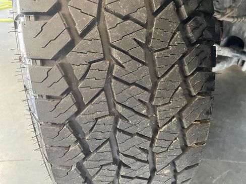 Certified 2024 Ford F150 XLT AWD/4WD image 11