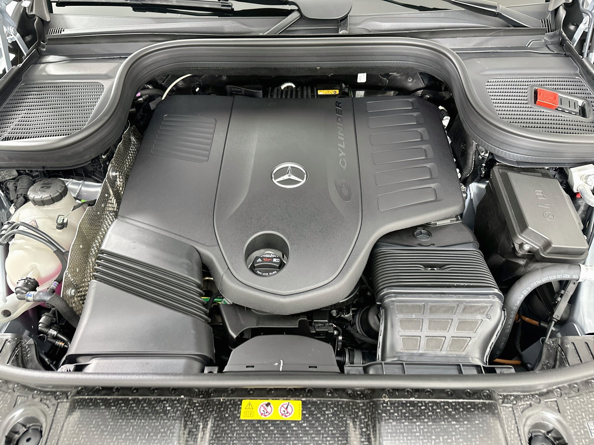 New 2026 Mercedes-Benz GLE 450 4MATIC image 32
