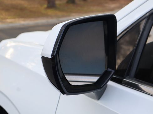 Used 2021 Chevrolet Tahoe LT image 17