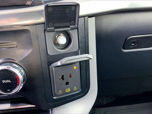 Certified 2024 Ford F150 Lariat w/ FX4 Off-Road Package image 33