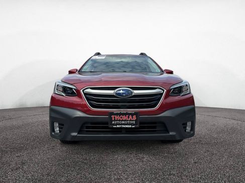 Used 2020 Subaru Outback Premium AWD/4WD image 2