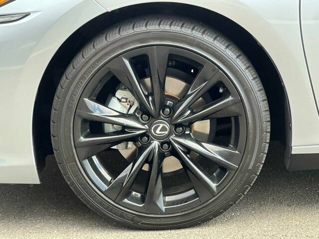 Used 2024 Lexus ES 300h F Sport FWD image 33