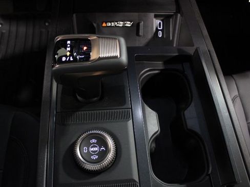 New 2025 GMC Hummer EV 2X image 33