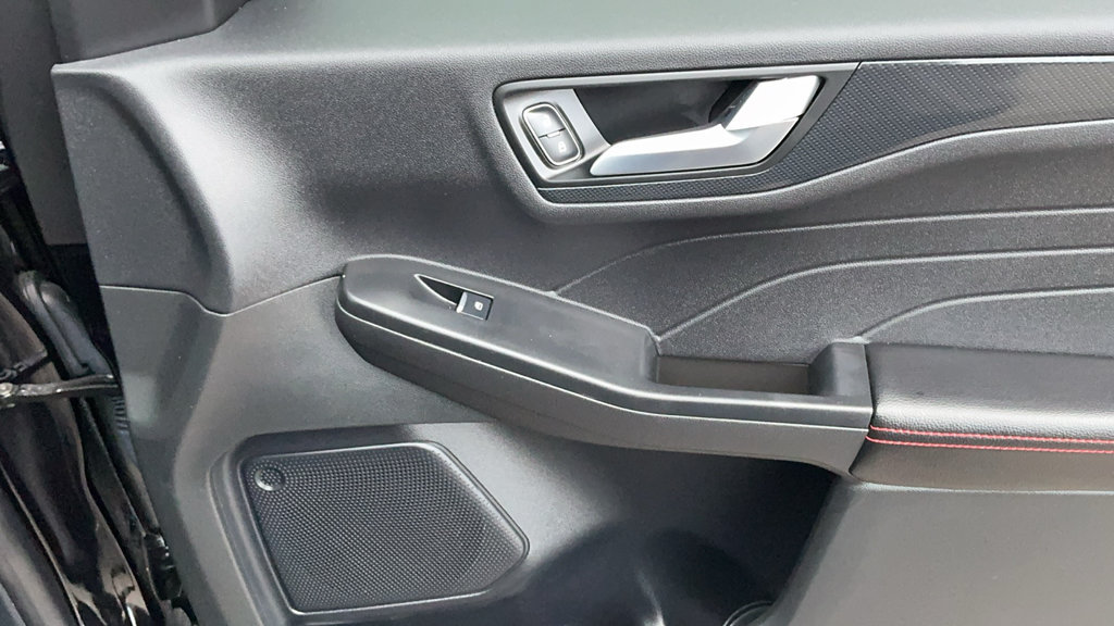 Certified 2025 Ford Escape ST-Line FWD image 35