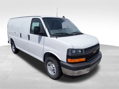 New 2025 Chevrolet Express 3500 w/ Driver Convenience Package