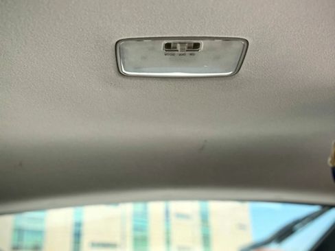 Used 2007 Toyota Prius FWD image 37