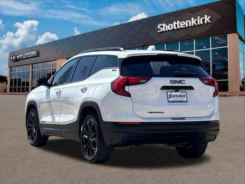 Used 2021 GMC Terrain SLE w/ Driver Convenience Package FWD image 7