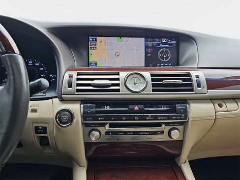 Used 2014 Lexus LS 460 w/ Comfort Package image 24