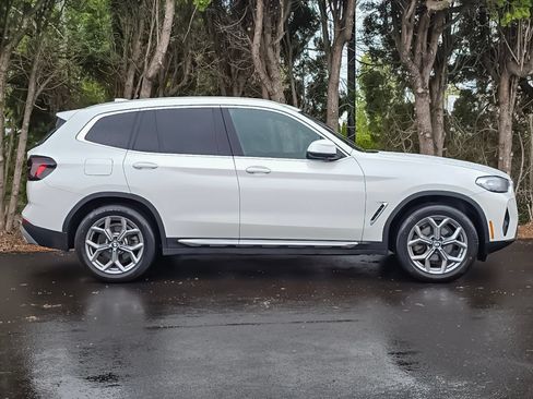 Used 2024 BMW X3 xDrive30i AWD/4WD image 2
