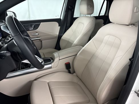 Certified 2026 Mercedes-Benz GLA 250 image 5