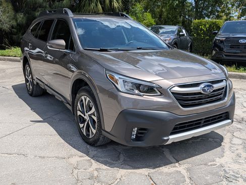 Used 2022 Subaru Outback Limited w/ Popular Package #2 AWD/4WD image 2