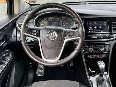 Used 2022 Buick Encore Preferred w/ Safety Package image 12