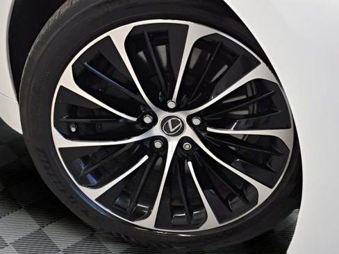 Used 2021 Lexus LS 500 AWD w/ Luxury Package image 31