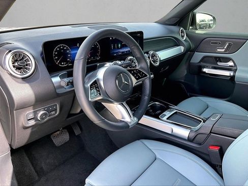 Used 2026 Mercedes-Benz GLB 250 image 14
