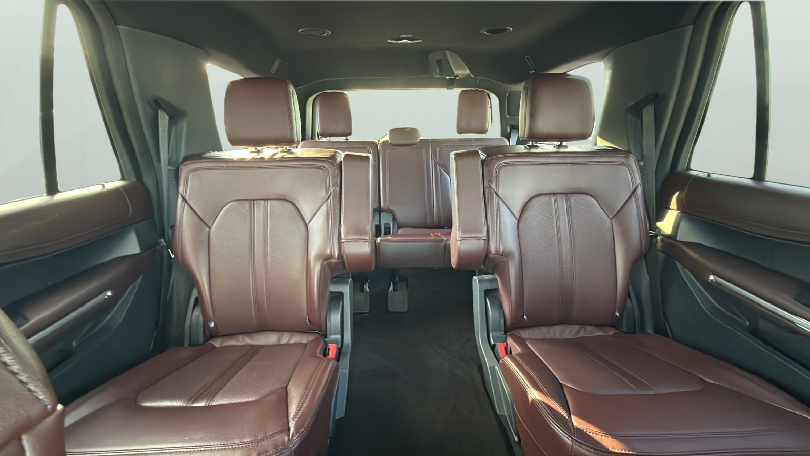 Used 2022 Ford Expedition Limited RWD image 25