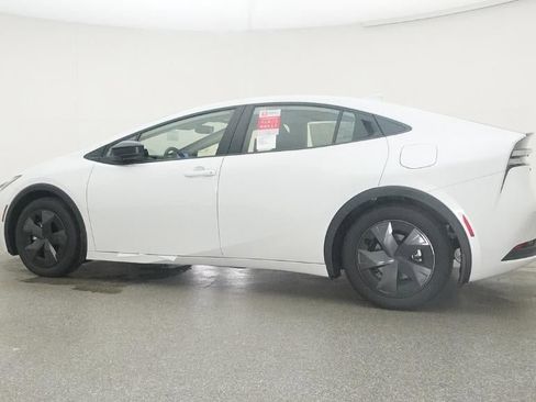 New 2025 Toyota Prius Plug-In Hybrid FWD image 20