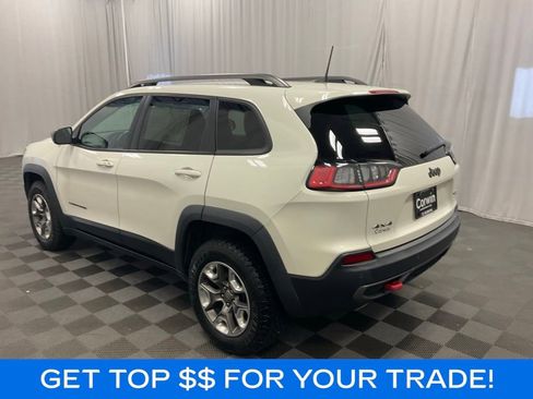 Used 2019 Jeep Cherokee Trailhawk w/ Cold Weather Group AWD/4WD image 3
