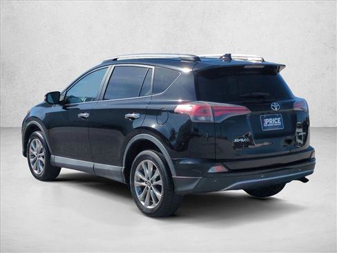 Used 2017 Toyota RAV4 Limited image 8