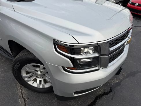 Used 2019 Chevrolet Suburban LT AWD/4WD image 55