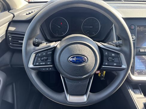 Used 2025 Subaru Outback 2.5i image 12