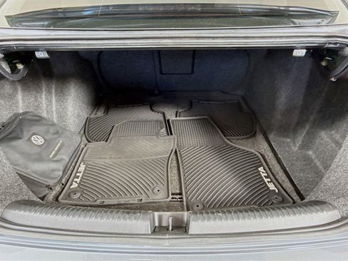 Used 2016 Volkswagen Jetta Sport w/ Lighting Package image 24