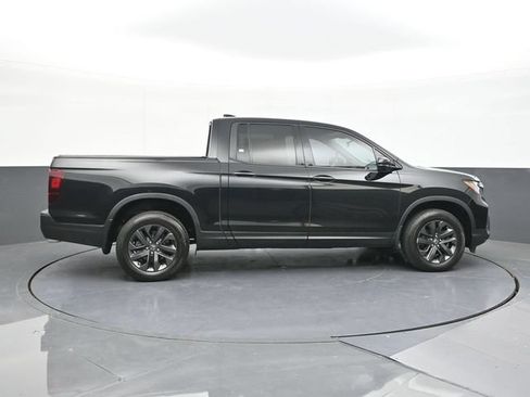 Used 2023 Honda Ridgeline Sport image 16