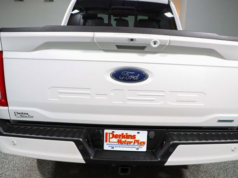 Used 2023 Ford F150 Lariat w/ Equipment Group 502A High image 8