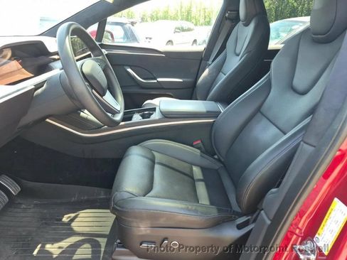 Used 2024 Tesla Model X AWD/4WD image 4