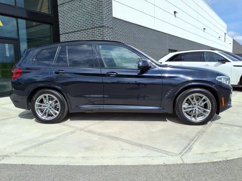Used 2021 BMW X3 xDrive30e w/ Executive Package AWD/4WD image 8