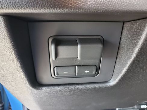New 2026 Chevrolet Colorado Trail Boss AWD/4WD image 17