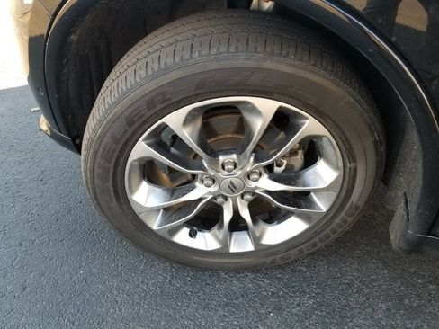 Used 2019 Dodge Durango R/T w/ Technology Group image 4