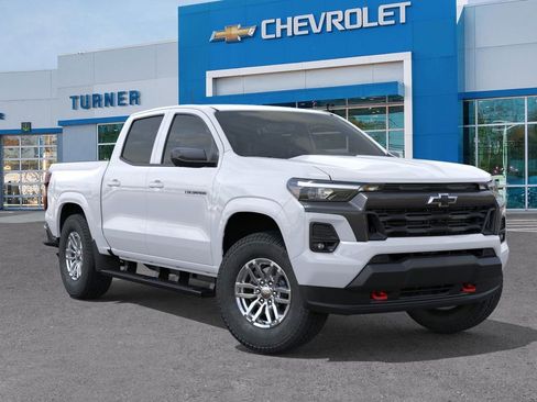 New 2026 Chevrolet Colorado LT w/ LT Convenience Package AWD/4WD image 7