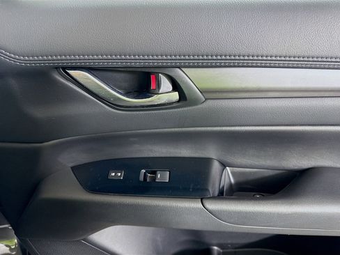 Used 2018 MAZDA CX-5 Touring image 31