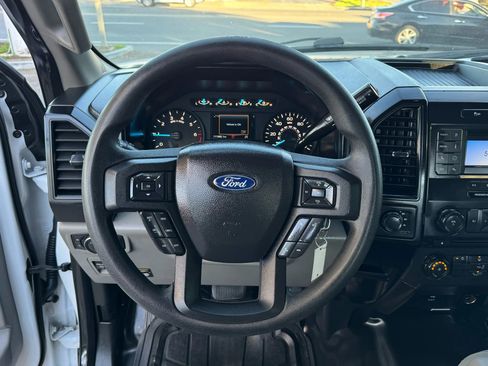 Used 2018 Ford F150 XL w/ Equipment Group 101A Mid image 15