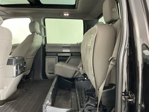 Used 2017 Ford F350 XLT w/ XLT Premium Package AWD/4WD image 27