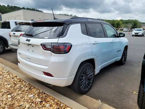 Used 2022 Jeep Compass High Altitude AWD/4WD image 4