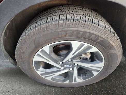 Used 2024 Subaru Crosstrek 2.0i Premium image 10