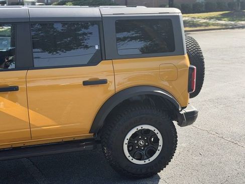 Used 2022 Ford Bronco Badlands AWD/4WD image 12