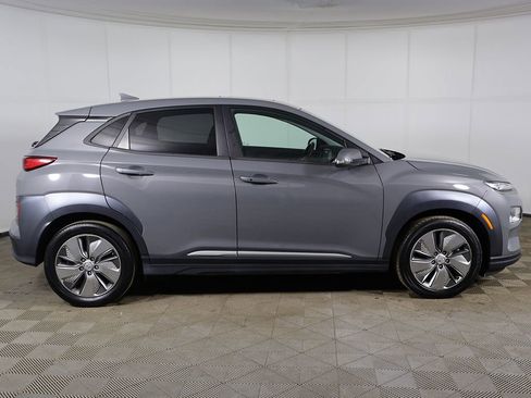 Used 2021 Hyundai Kona Limited w/ Cargo Package FWD image 14