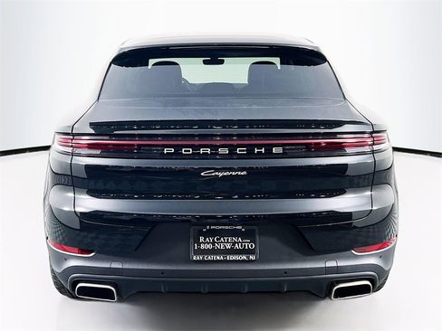 New 2026 Porsche Cayenne Base image 10