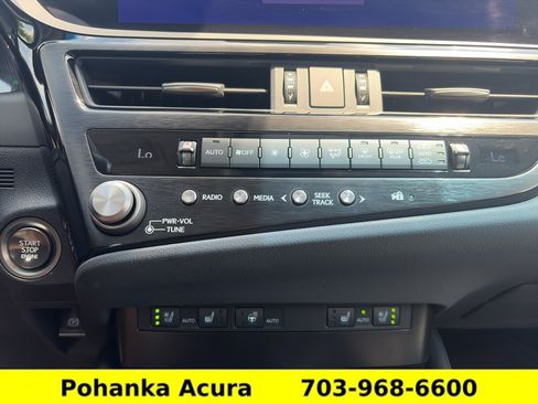 Used 2024 Lexus ES 350 w/ Premium Package FWD image 16