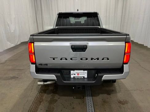 New 2026 Toyota Tacoma SR5 AWD/4WD image 4
