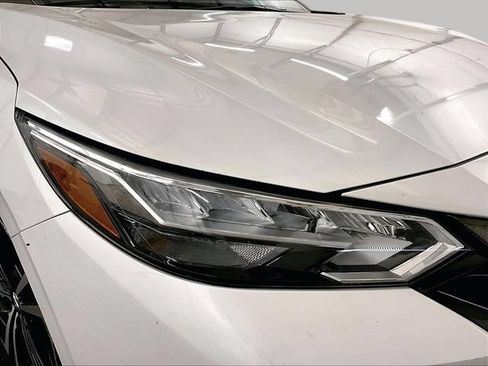 Used 2020 Nissan Sentra SR w/ Lighting Package FWD image 27