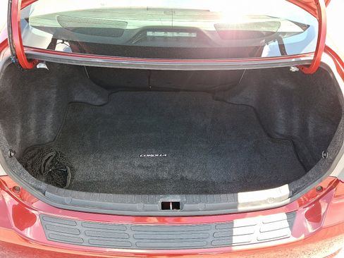 Used 2013 Toyota Corolla LE image 28